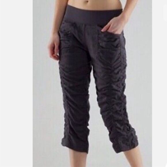 Lululemon cool down tencel ruched cropped pants size 4 - Picture 3 of 13